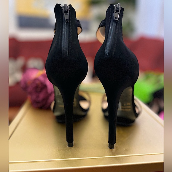 Fashion Nova TNT Black Stiletto Platform Sandal - Picture 4 of 14